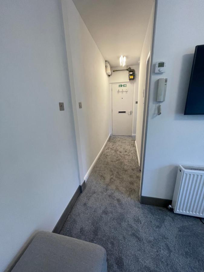 Crown Aros Beag, Ultra City Central 2 Bedroom Apartment With Free Parking Onsite Inverness Exteriör bild